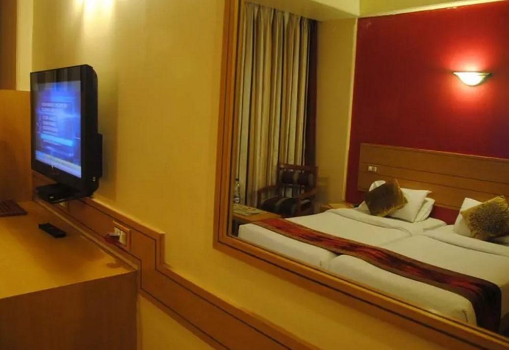 美联酒店 孟买 外观 照片