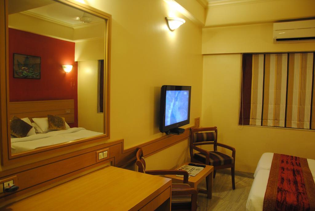 美联酒店 孟买 外观 照片